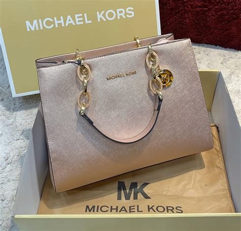 michael kors çanta 2018|Michael Kors online store.